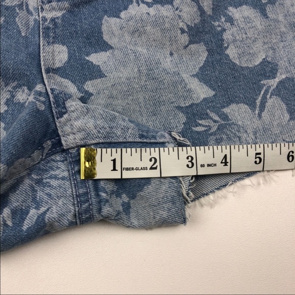 NWT Topshop Mom Authentic High Waist Jean Shorts - Picture 4 of 8